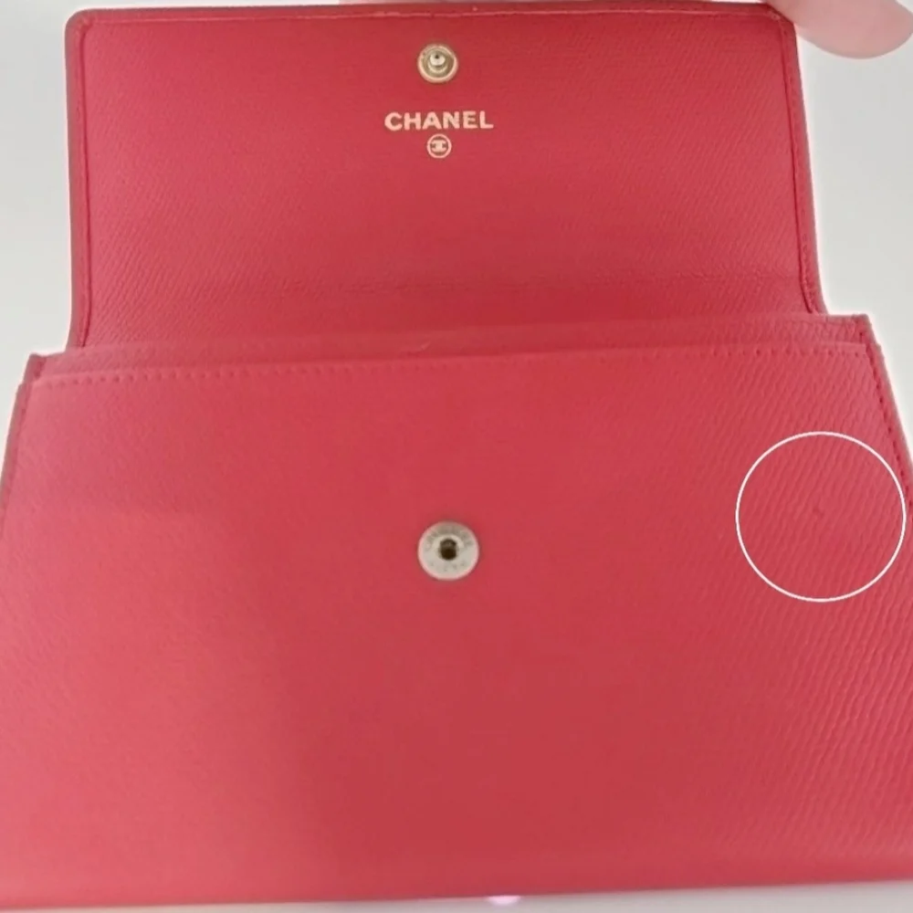 Vintage Chanel FULL INCLUSION Pre-Loved Red Calfskin Leather Clutch w/ AM Strap - Picture 9 of 16
